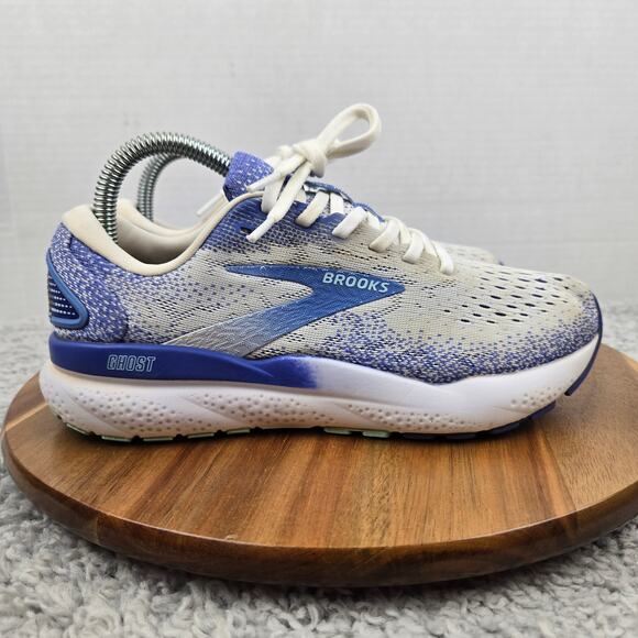 Brooks Womens 7B Ghost 16 White Amparo Blue Limpet Shell Athletic Running Shoe - Picture 3 of 12